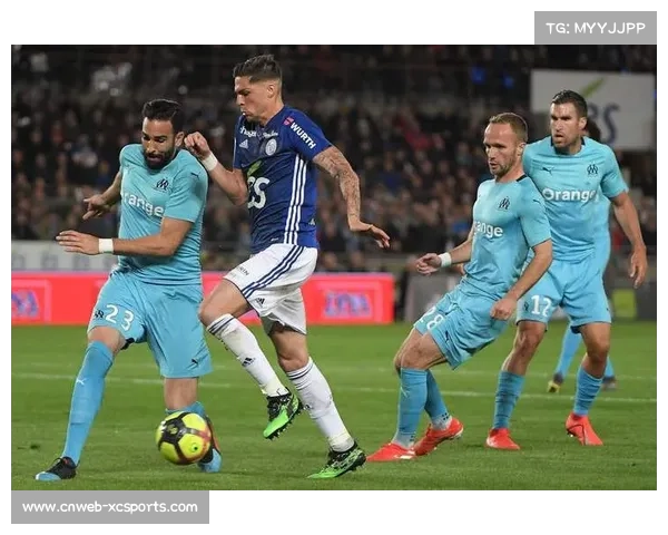 法甲积分榜：巴黎30分领跑，马赛朗斯分列二三位